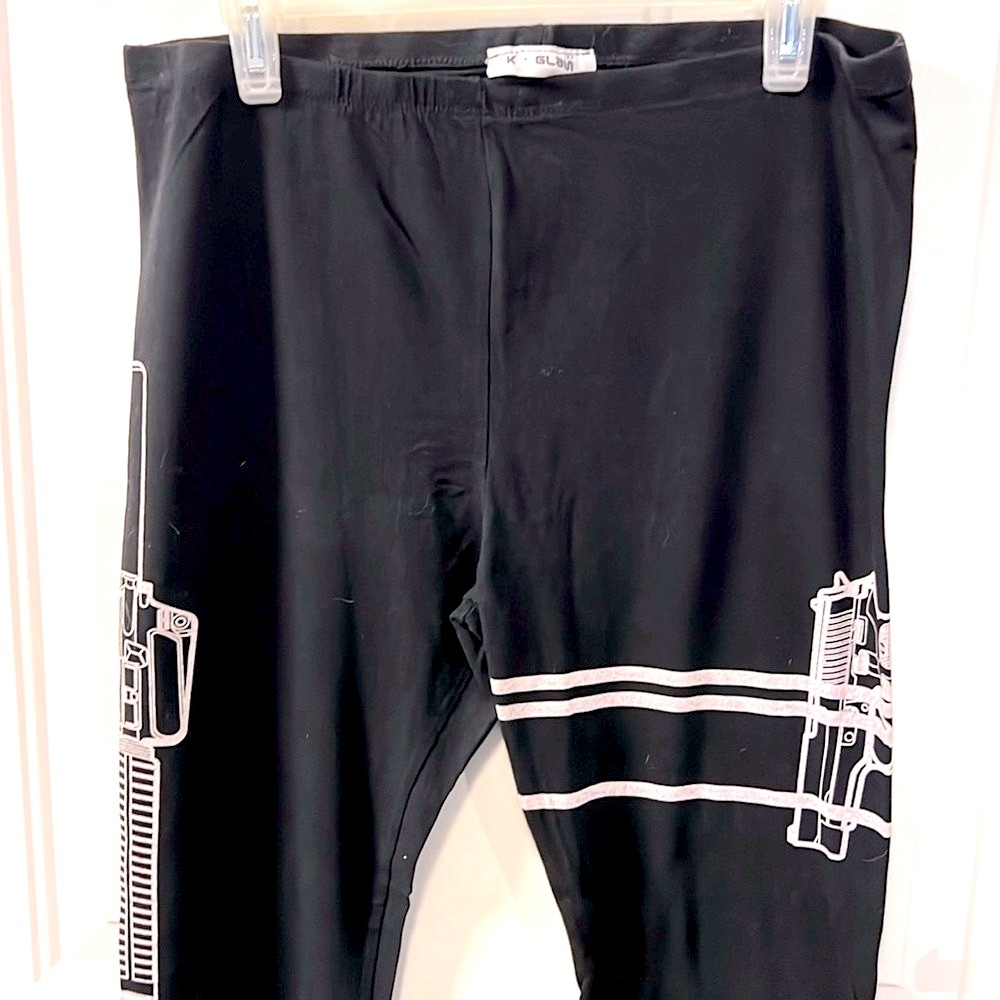 🔴 CLEARANCE- BLACK GUN PISTOL FIREARM RIFLE LEG HOLSTER LEGGINGS Fits XXL 1X 2X - Picture 7 of 9